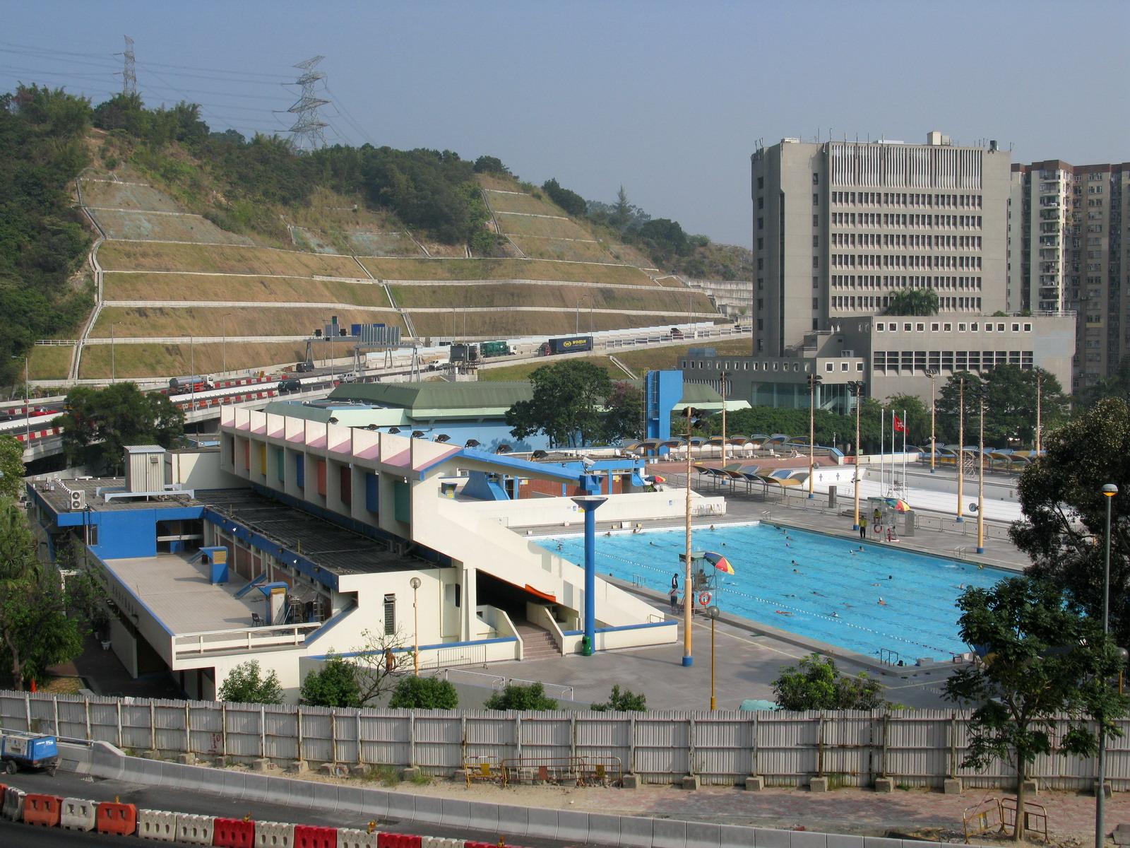 荔枝角公園游泳池外觀